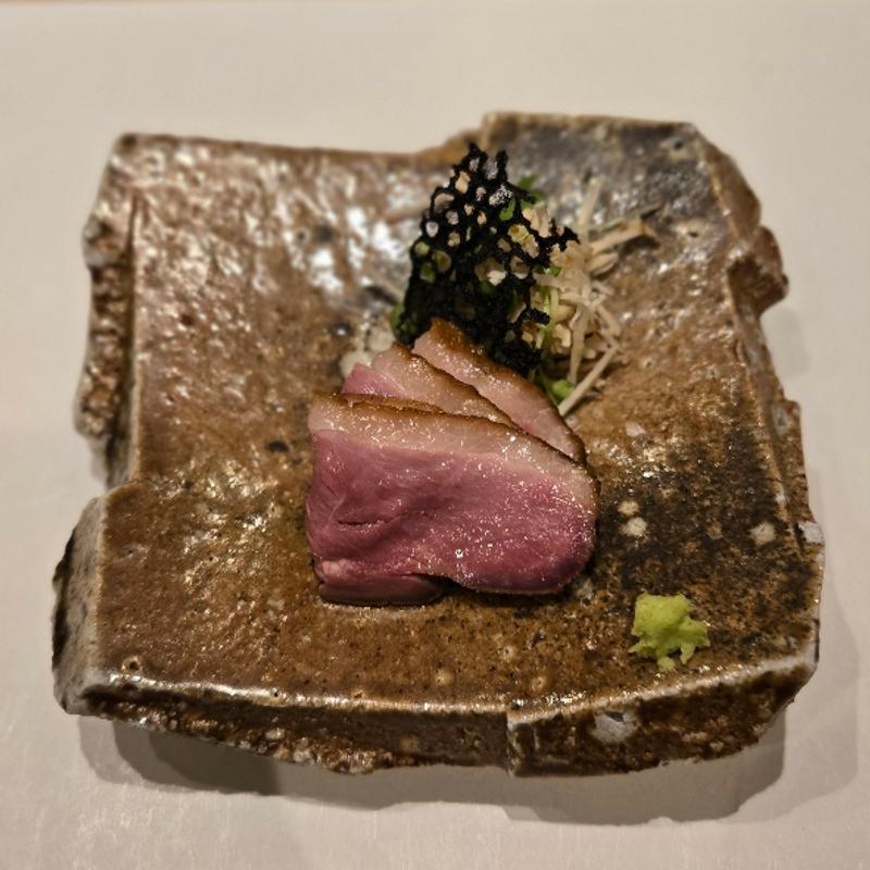 近江鴨ロースのたたき(焼鳥 心伯 西天満)