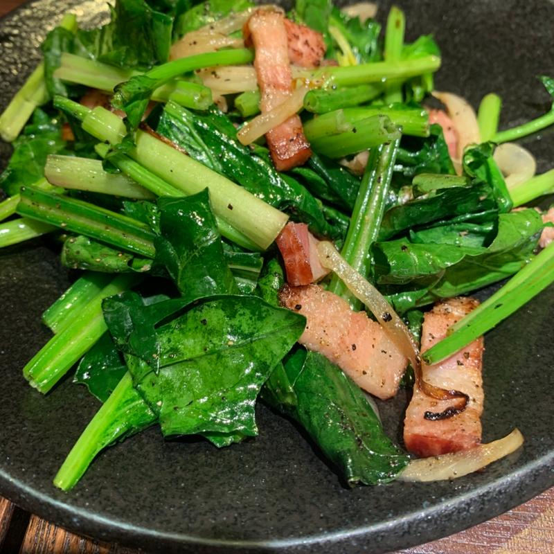 ほうれん草とベーコンのバター炒め(清龍 池袋西口店)