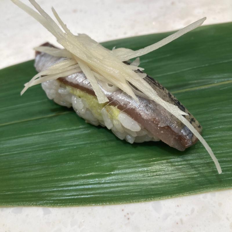 新生姜たっぷり真いわし(立食い寿司 根室花まる 錦糸町テルミナ店)