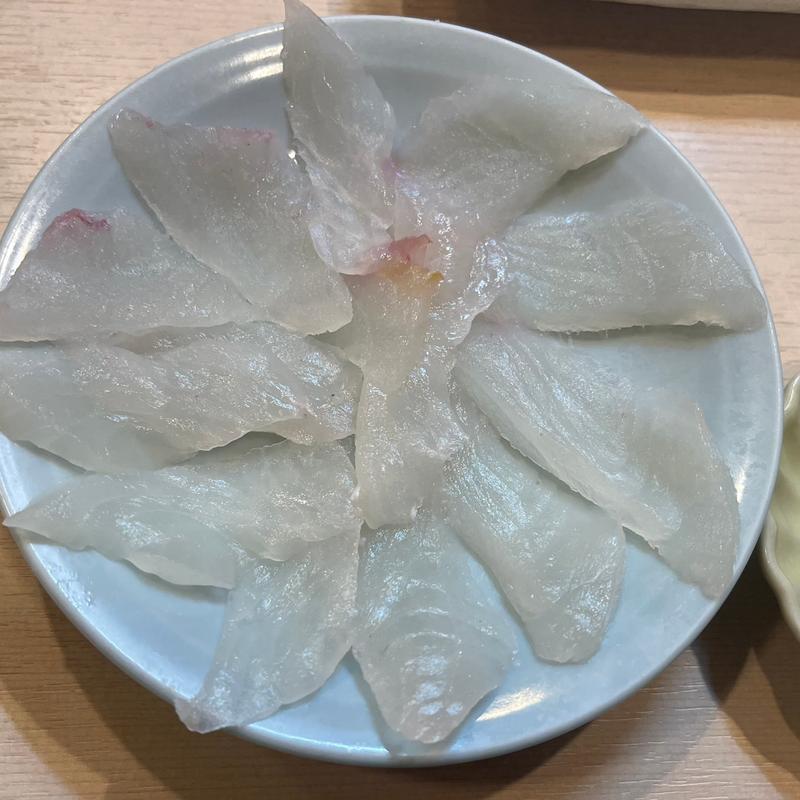 カワハギの刺身(月乃家 寿司)