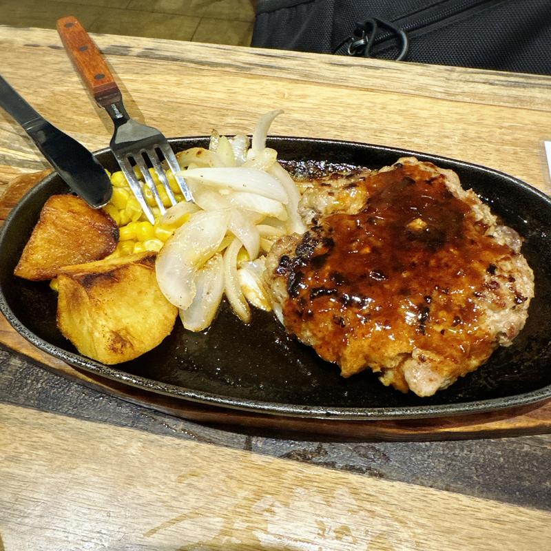 あらびきハンバーグ(Akichi)