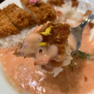 ロースかつ桜クリームシチュー