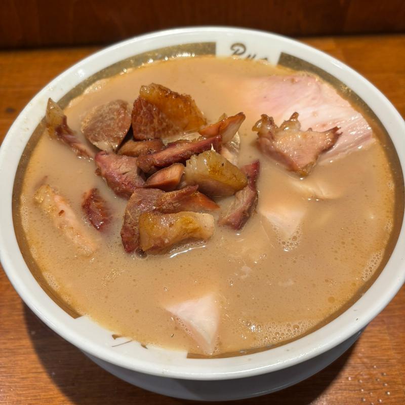 チャーシュー麺＋限定ぶつ切りチャーシュー(麺家 龍〜Ryo〜)