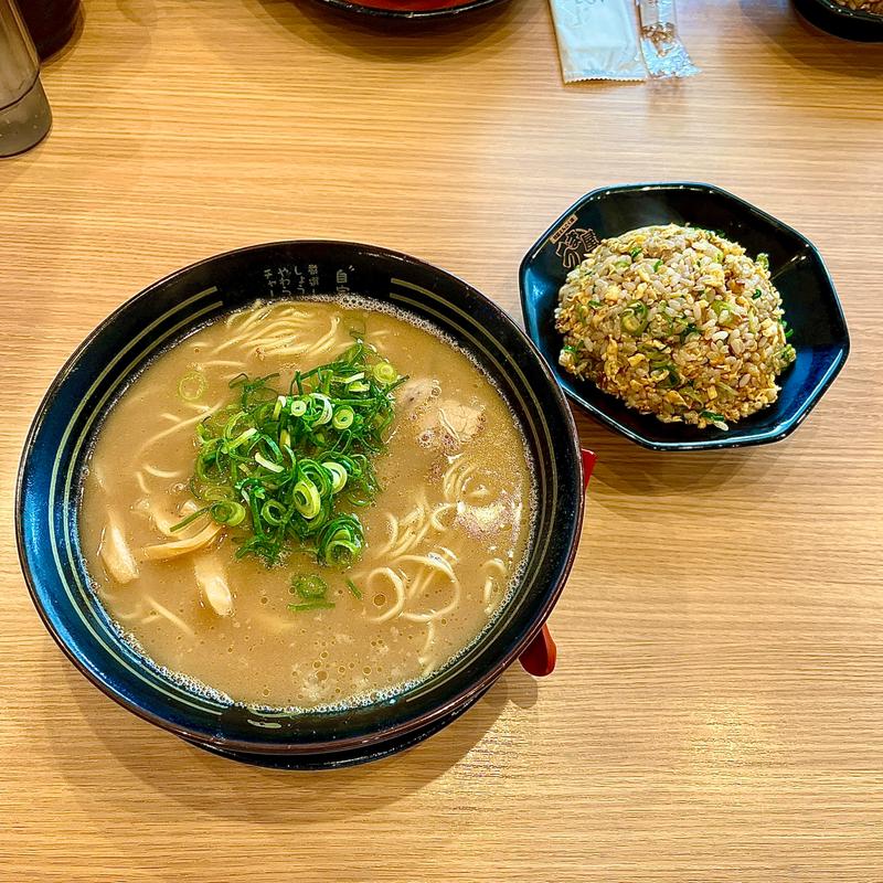 うま屋セット(豚旨うま屋ラーメン 高蔵寺店)