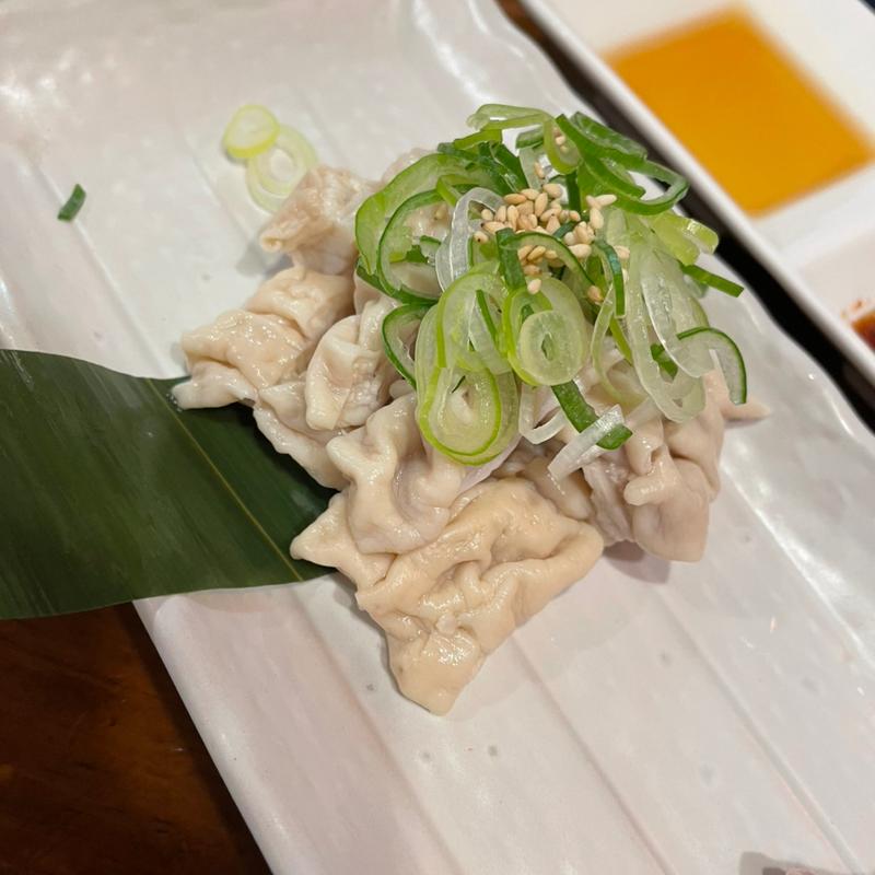 　しろ刺し(のんき 赤羽店 （もつやき のんき）)