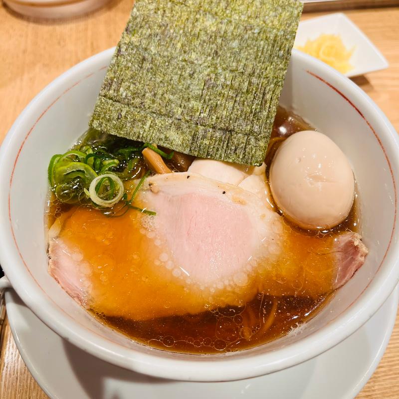 特製醤油ラーメン　(玉子トッピング)(らぁ麺 貝と煮干し、時々濃厚)