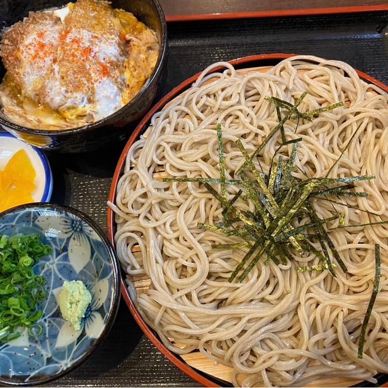 ざるそばとミニカツ丼セット(喜福)