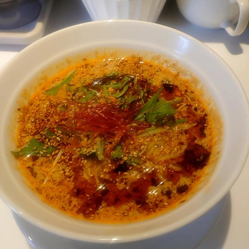 汁あり金胡麻担々麺(汁なし担々麺金蠍(GOLDSCORPION)人形町店)