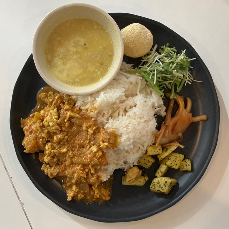 ネパール式キーマのダルバート(香織る Polaris tokyo)