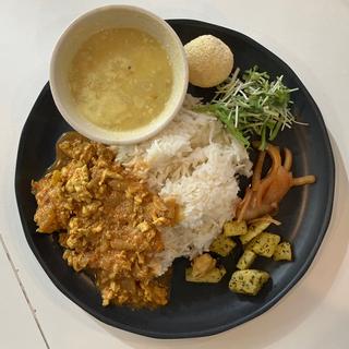 ネパール式キーマのダルバート(香織る Polaris tokyo)