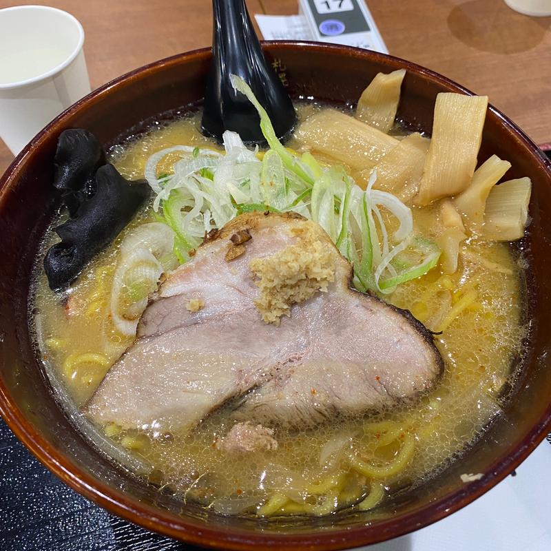 札幌味噌ラーメン(札幌みその ららぽーと愛知東郷店)