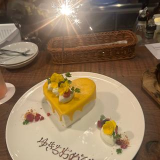 メッセージ入りハートのケーキ(mono grande)