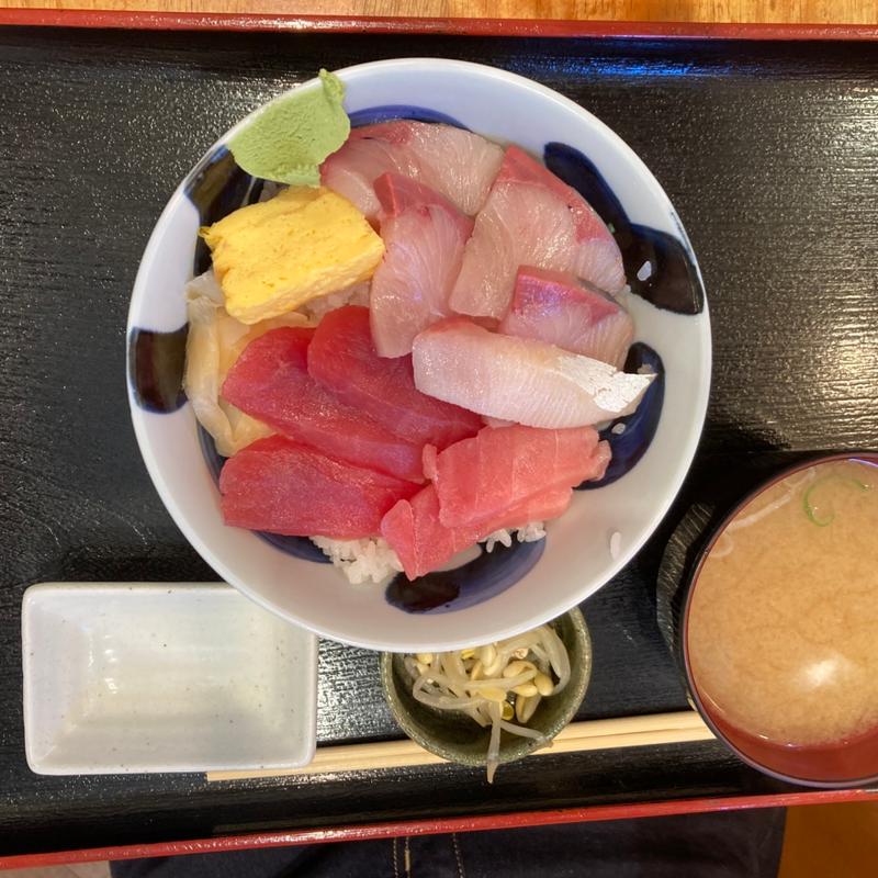 ブリと鮪丼(さかなや いいとこ)