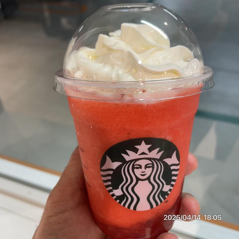 THE苺フラペチーノ(スターバックスコーヒー 横浜ジョイナス店)