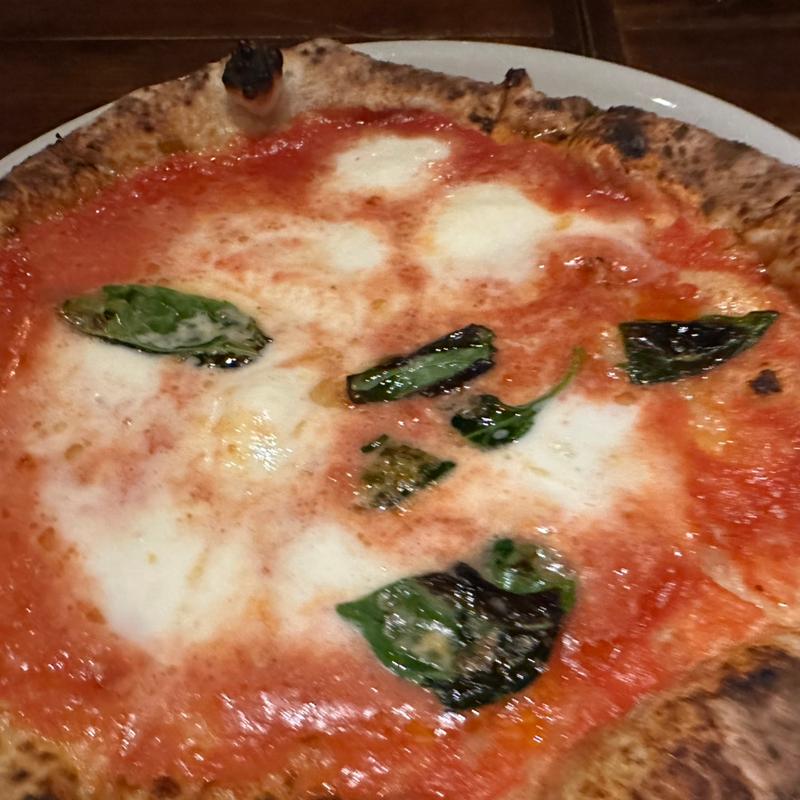 Margherita con Buffala(ピッツェリア・エ・バール・ラ・ボラッチャ)
