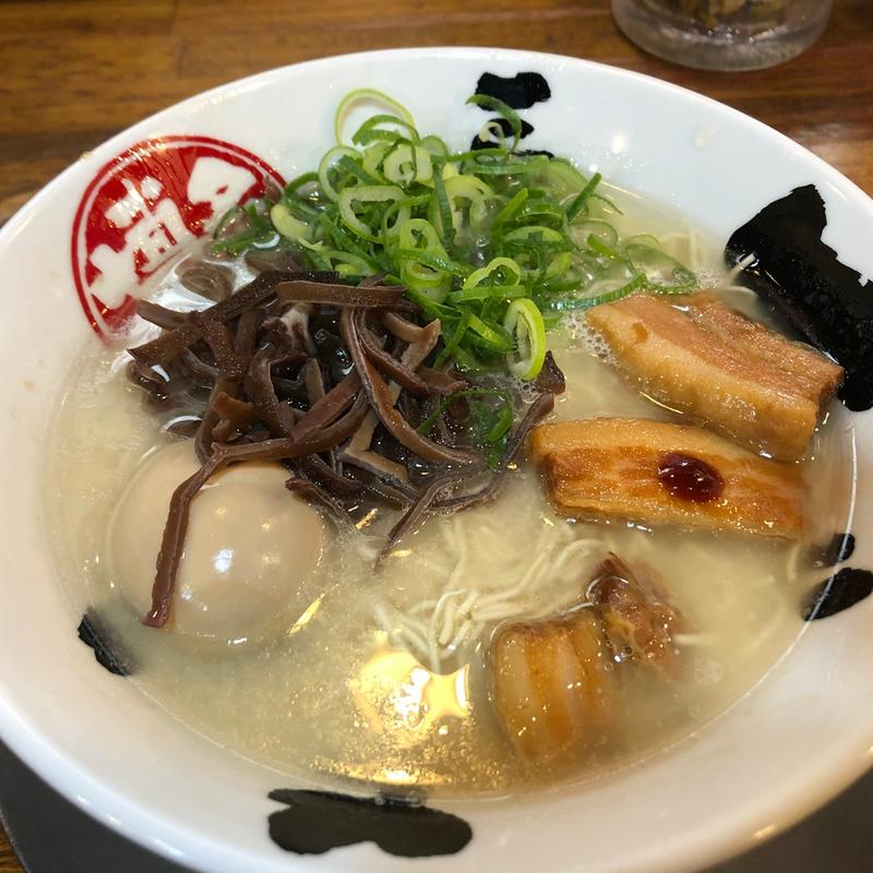 とんこつ味玉ラーメン(三代目てらッちょ。柏店)