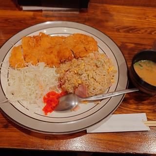 チキンカツチャーハン(食事処 葵)