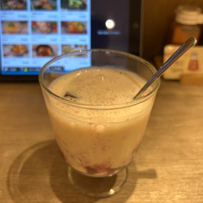 豆乳ヨーグルトラッシー•MIXベリー(RUCY+R 横浜ジョイナス店)