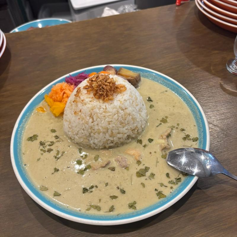 グリーンカレー(スパイスカレー Roche)