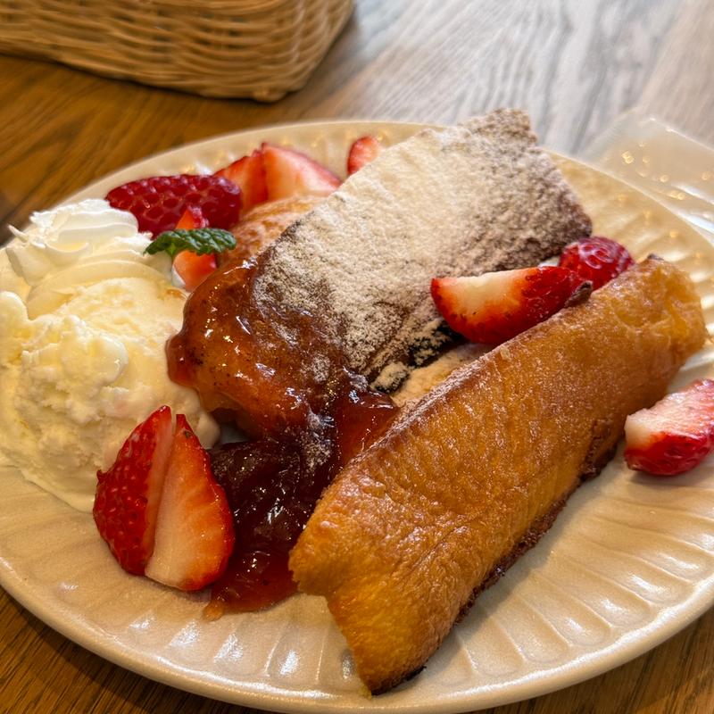 苺のフレンチトースト(パン工房アイ )
