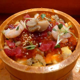 特製ばらちらし（お椀またはうどん付）(築地玉寿司 築地本店)