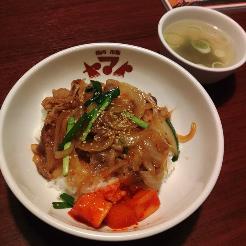 牛カルビ丼(焼肉・冷麺ヤマト 北上店 )