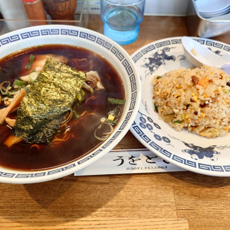チャーハンラーメン(うをとよ （【旧店名】イトウ）)