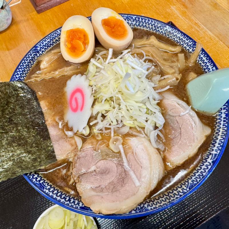 魚介チャーシュー中華そば大盛＋味玉(中華そば 香十)