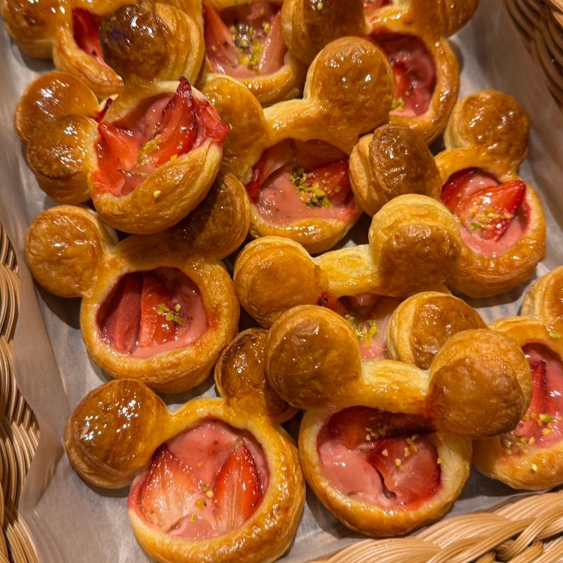 ディナービュッフェ パン(シェフ・ミッキー)