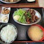 白レバー タレ焼き定食