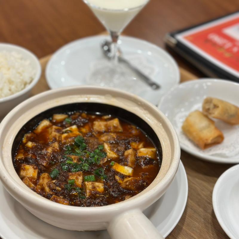 (横浜中華街 香港飲茶 皇朝茶樓)