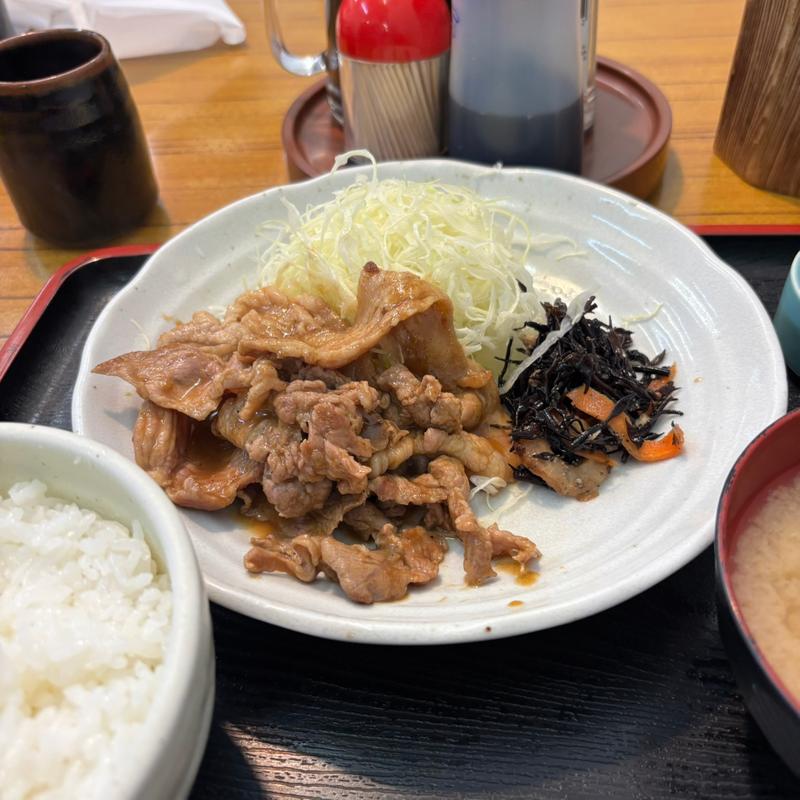 ポーク生姜焼き定食(井戸屋)