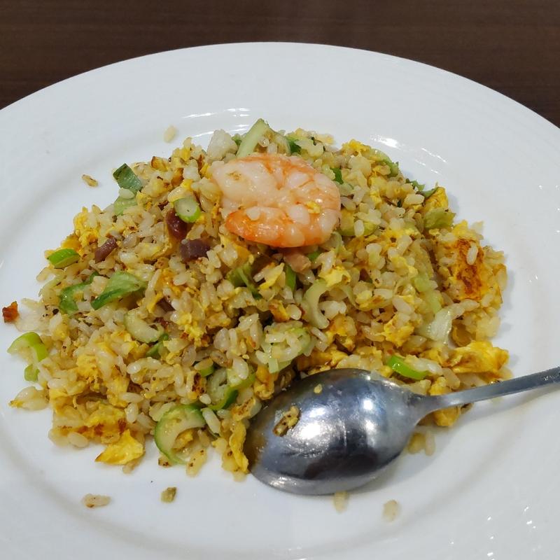 五目チャーハン(羅山 （ラザン）)