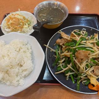 肉ニラ炒め定食