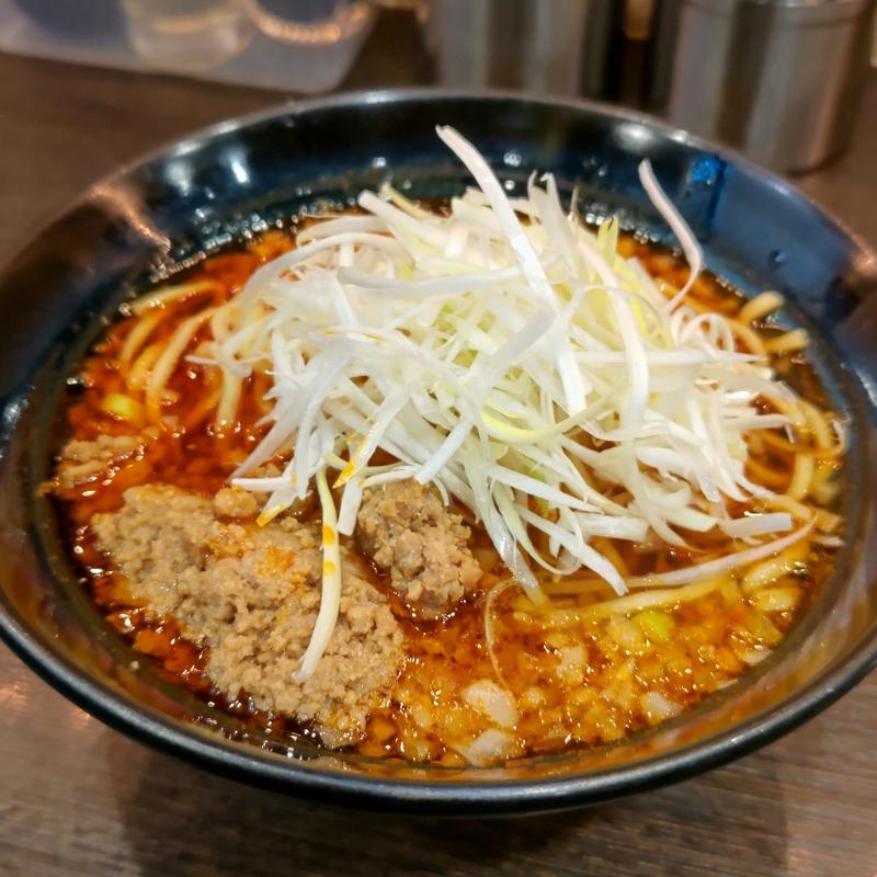 勝浦担々麺(ゴル麺。 野毛店)