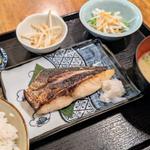 カンパチ西京焼き(さかな処 まる天)