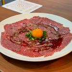 レアロースユッケ(炭火焼肉 匠)