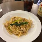 若鶏と九条ネギのジンジャー風味