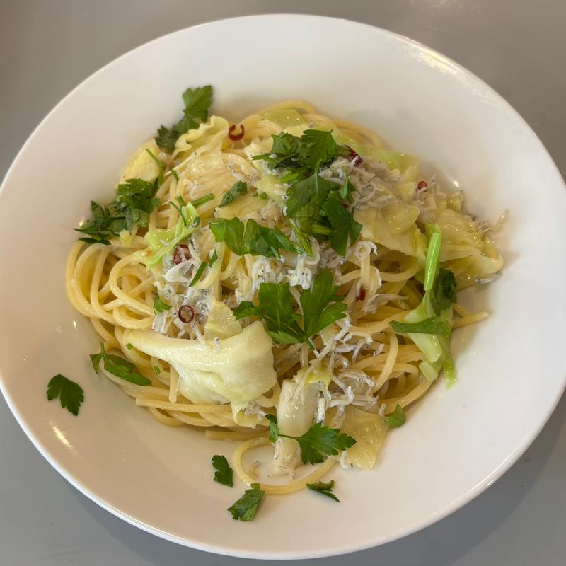 しらすとキャベツのペペロンチーノ(Pasta e Vino Kei)