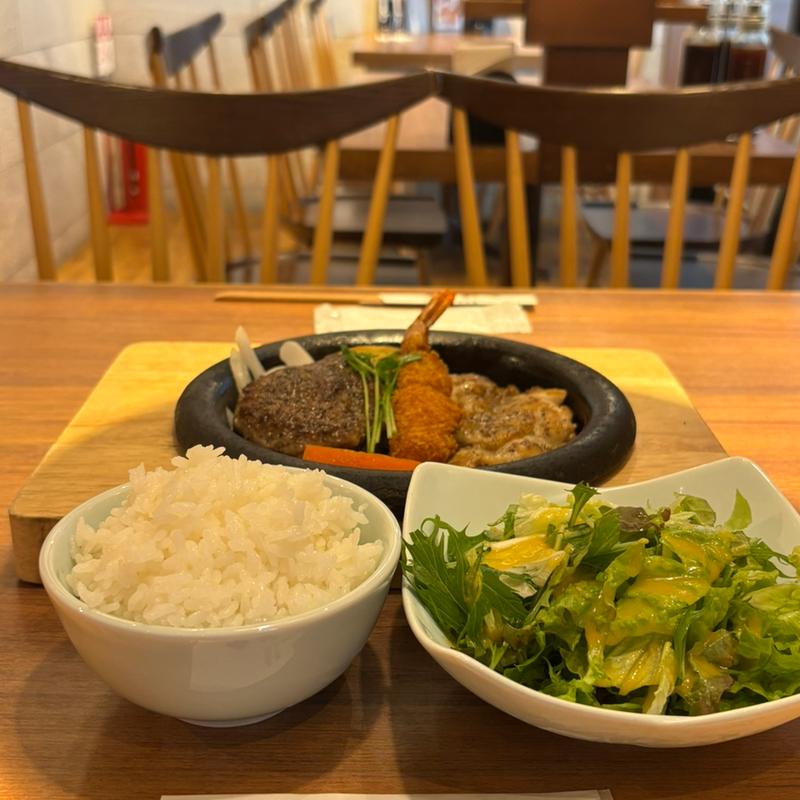 ミックスグリル(鹿児島ステーキハウス薩摩 高知店)