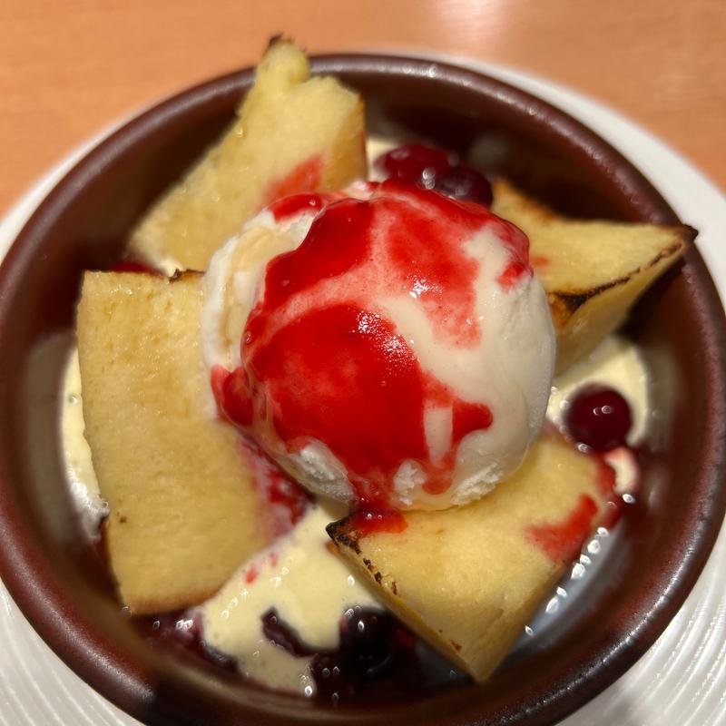 フレンチトースト和三盆アイス添え(ヱビスバー 札幌アピア店 (YEBISU BAR Sapporo Apia))