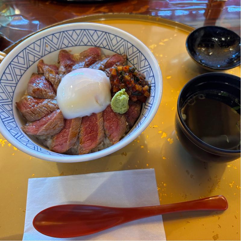 あか牛丼(はなびし)