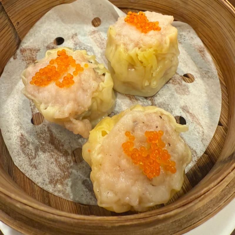 豚肉と海老入りの蒸しシュウマイ(香港飲茶点心厨房)