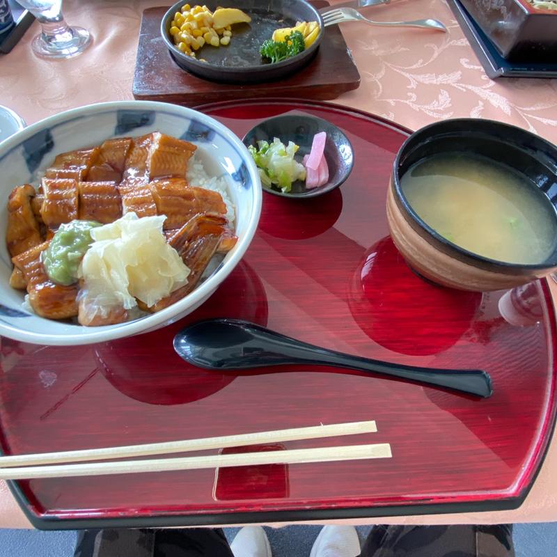 穴子丼(中峰ゴルフ倶楽部 )