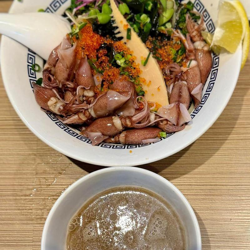 蛍烏賊煮干しつけ麺(ROCK'ANDO 六感堂)