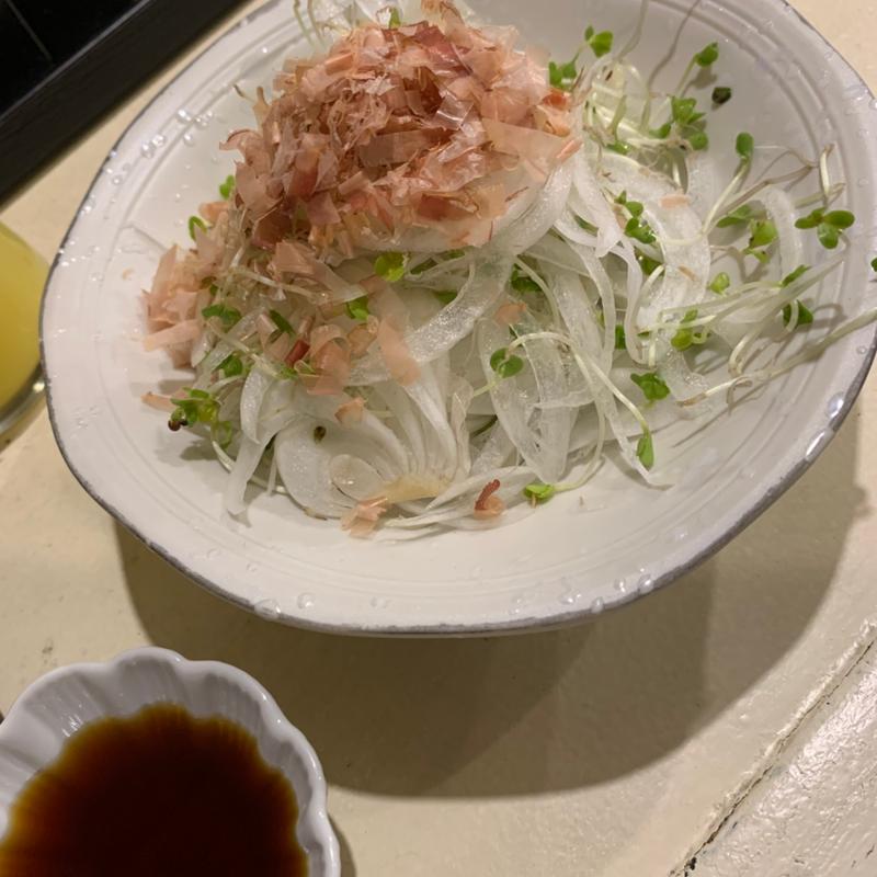 新玉葱スライス&スプラウト(焼鳥 佐とう)