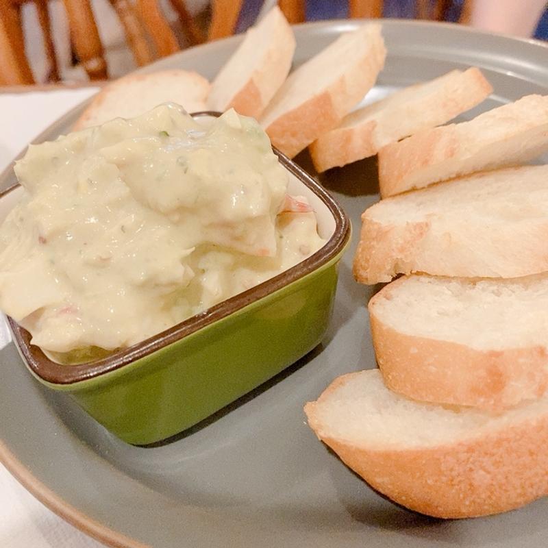 海老とアボカドのブルスケッタ(BISTRO PUG （ビストロ パグ）)