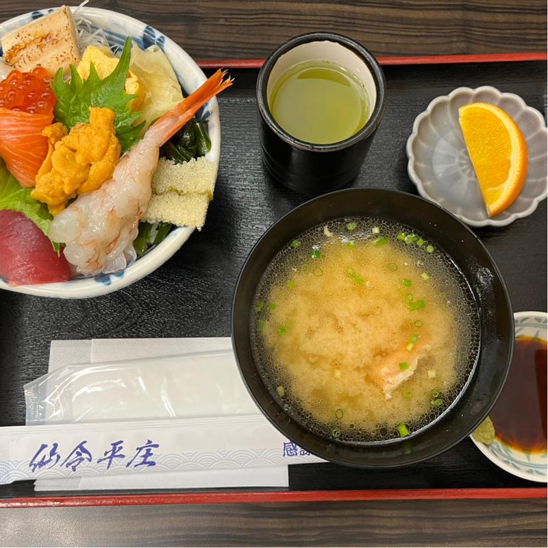 海鮮丼(上)(仙令平庄（郡山ピボット）)