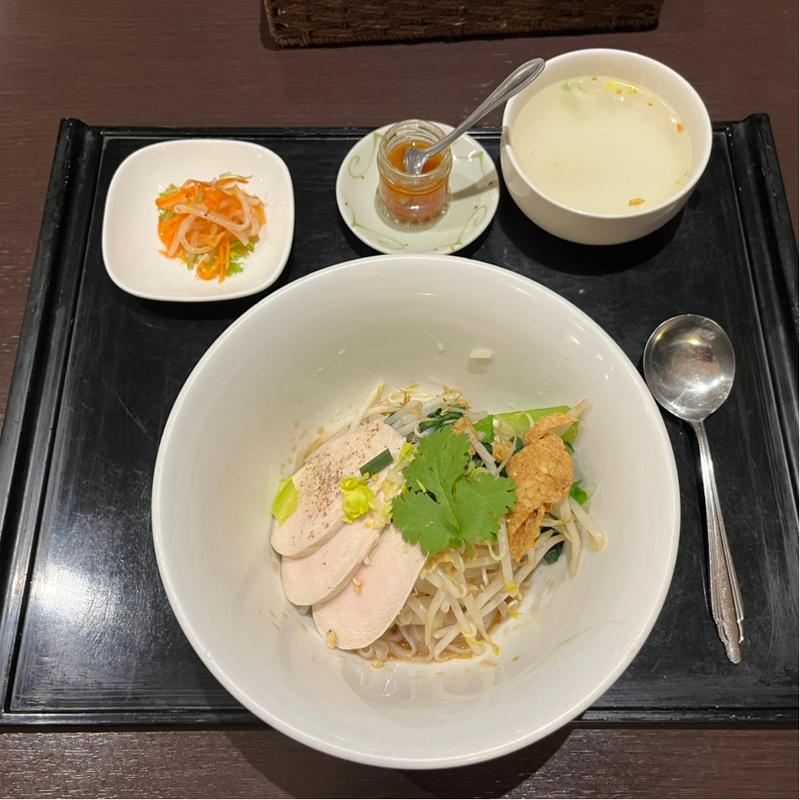 期間限定　チキンヌードル(汁無し)(Thai Cuisine GAPRAO)