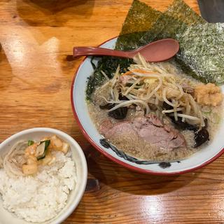 ラーメン　野菜　半ライス